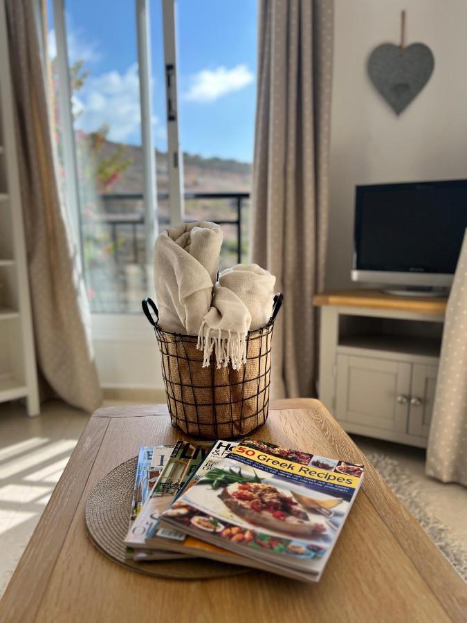 Hillview Apartment Пея Екстериор снимка